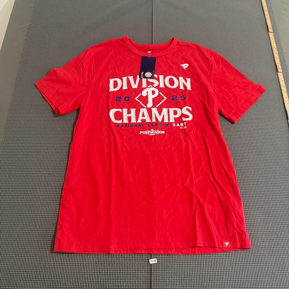 Fanatics Philadelphia Phillies 2025 NL East Division Champs Red T-Shirt Large